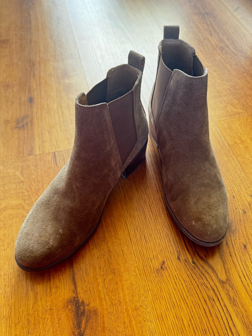 Steve Madden Dover Cognac Suede Leather Ankle Booties